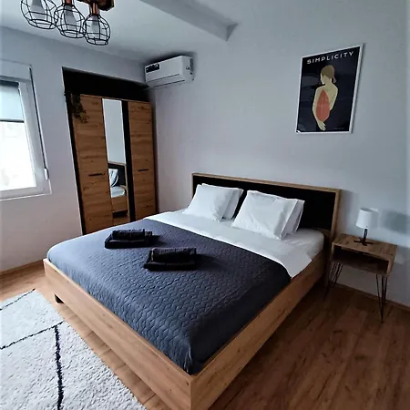 Lejlighed Vista Centar *